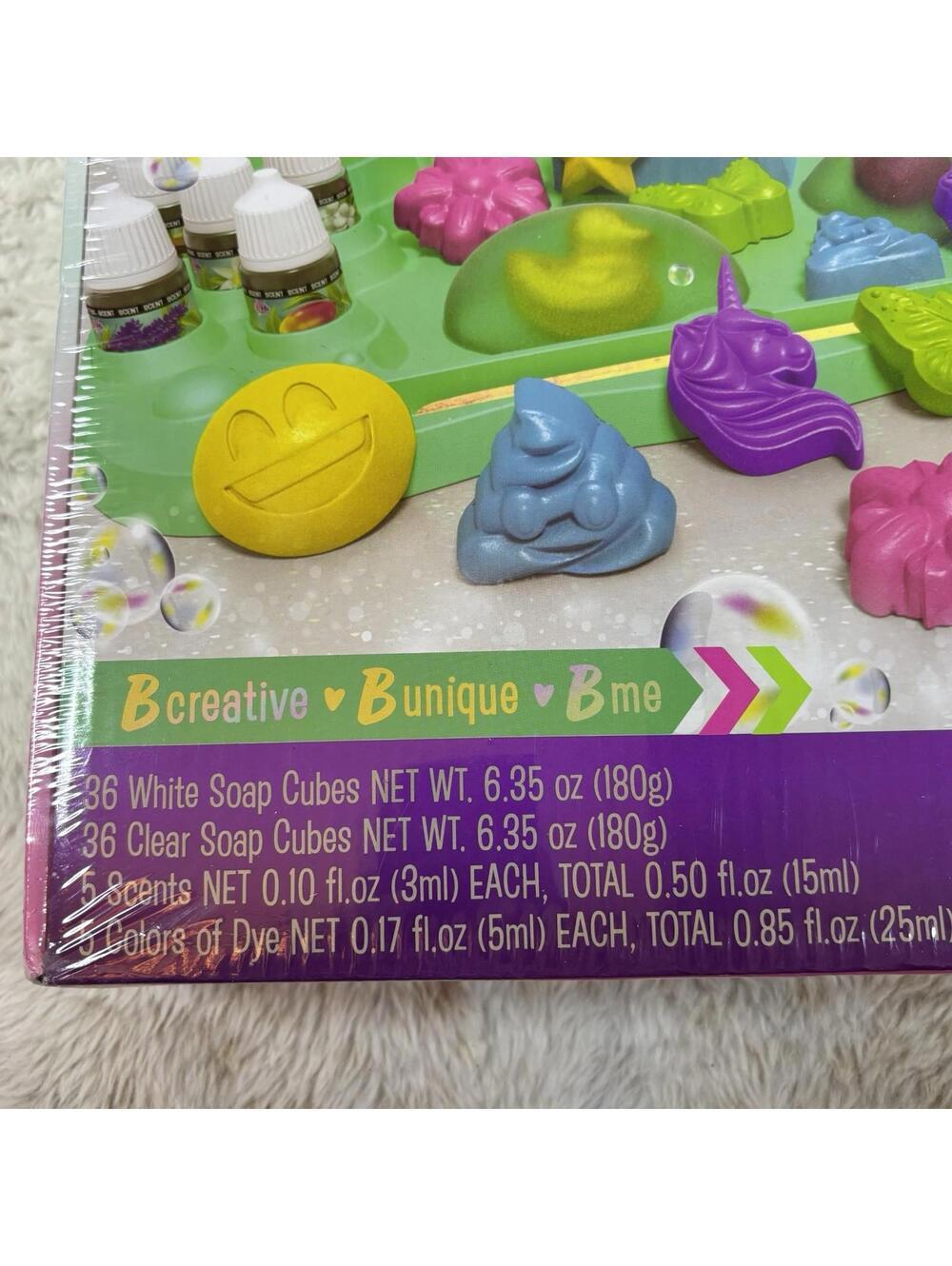 Super Soap Studio. Kids Or Adult Soap Making Kit. 15+ Fun Soap Shapes!! 5 Scents - Picture 5 of 7